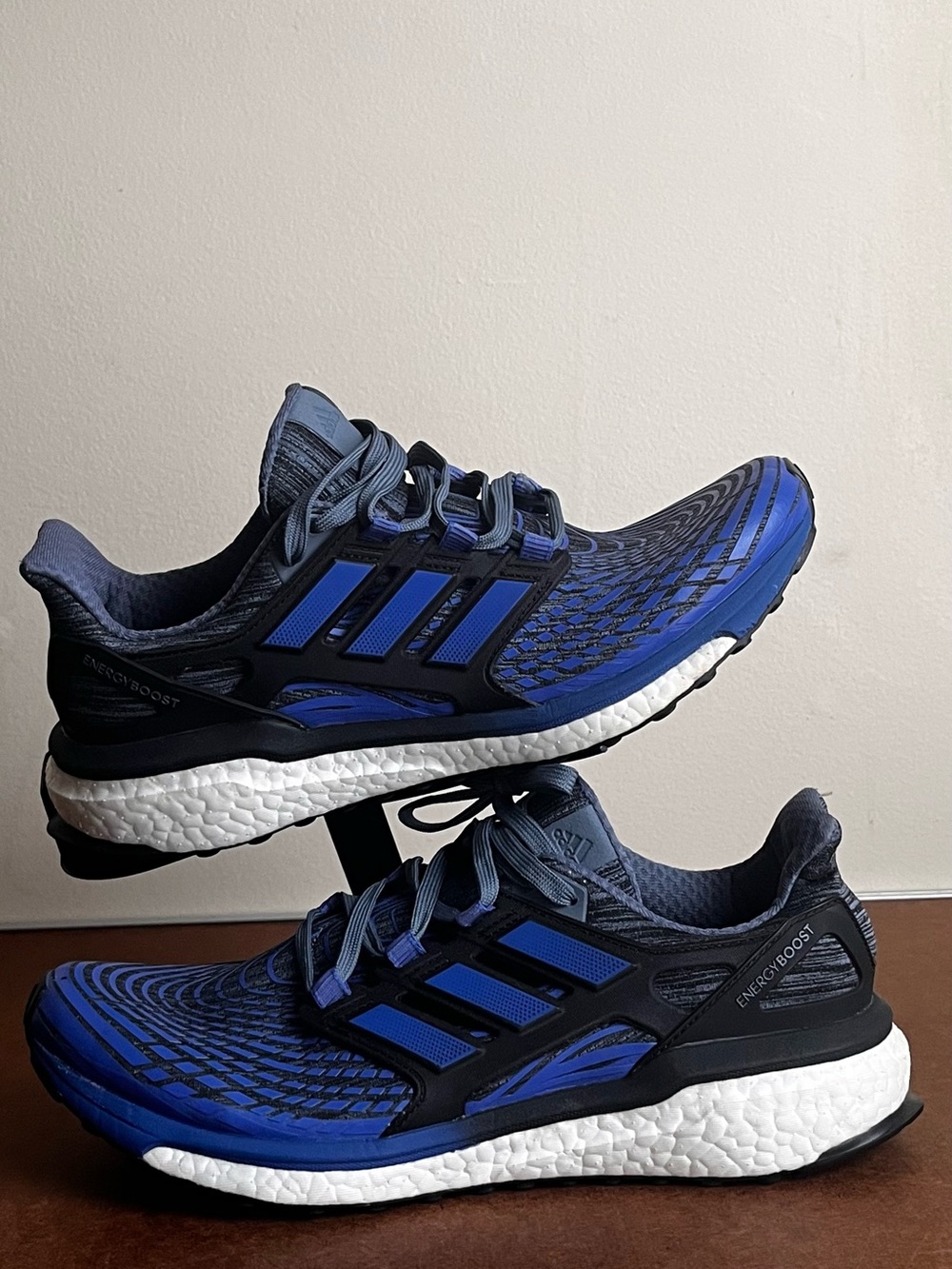Adidas Energy Boost Men’s Size US9 EU 42.5 Running Shoes Blue/Black CP9539 NWOB